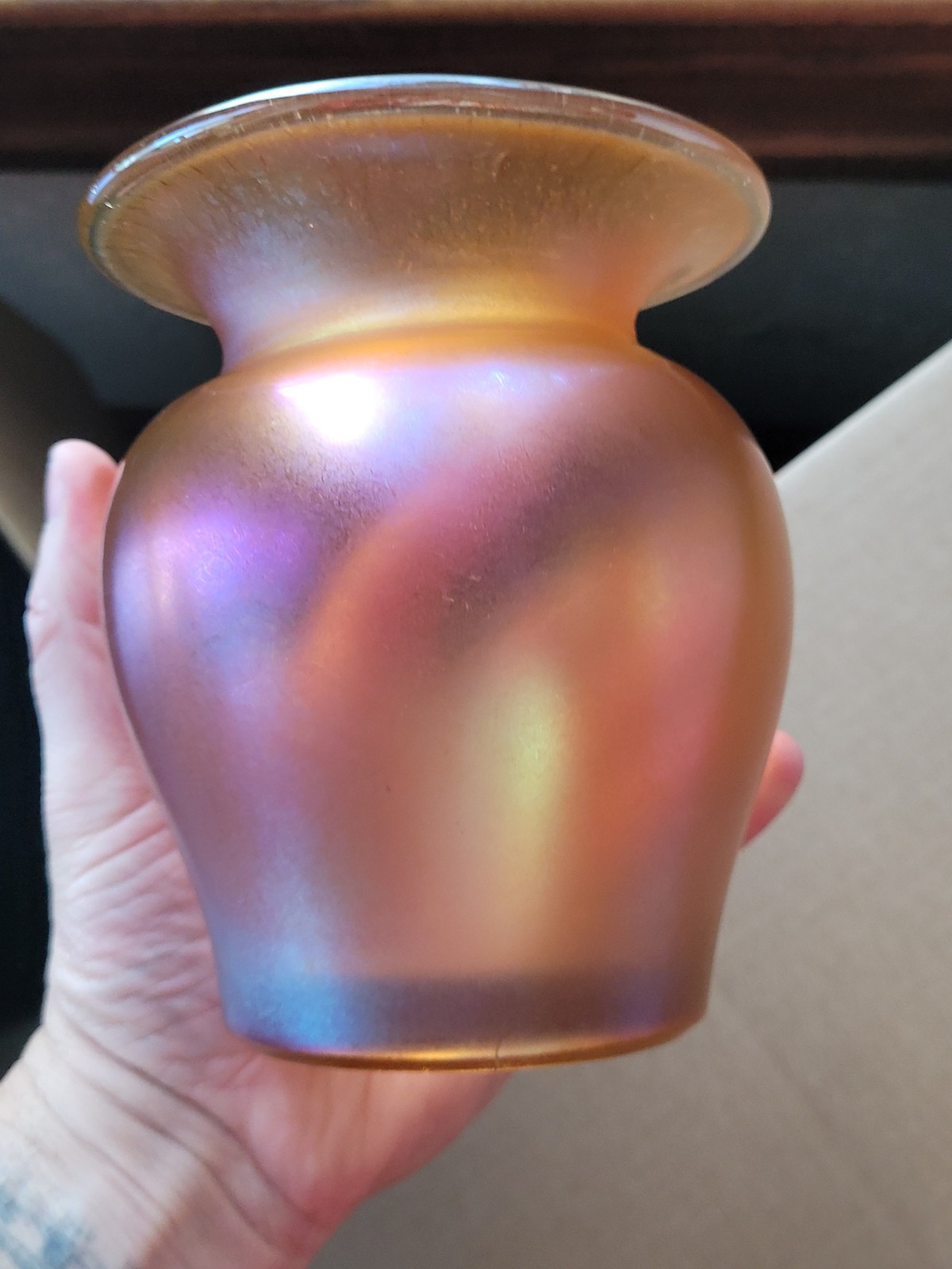 Stretch Art Glass Marigold Imperial Jewels Vase Iron Cross Signed #30 Pattern