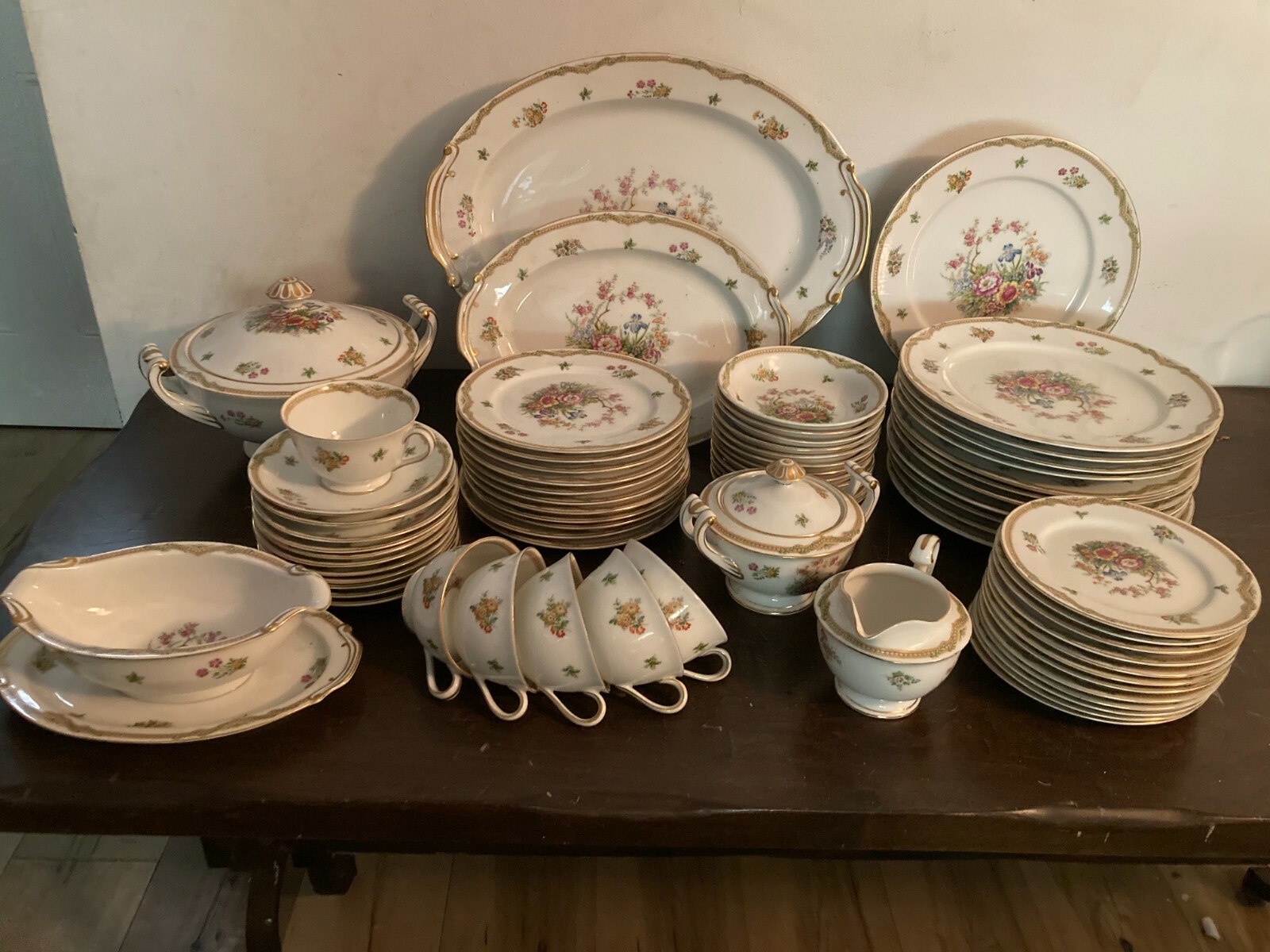 VTG!! Fuji China “Fleurette” (Set of 70) Made in Occupied Japan Gorgeous Set