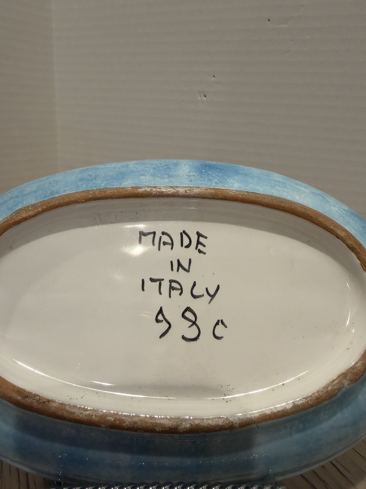 Italian pottery Nino Partucca Oval Dish 8 1/2 X 5 1/2 Inches