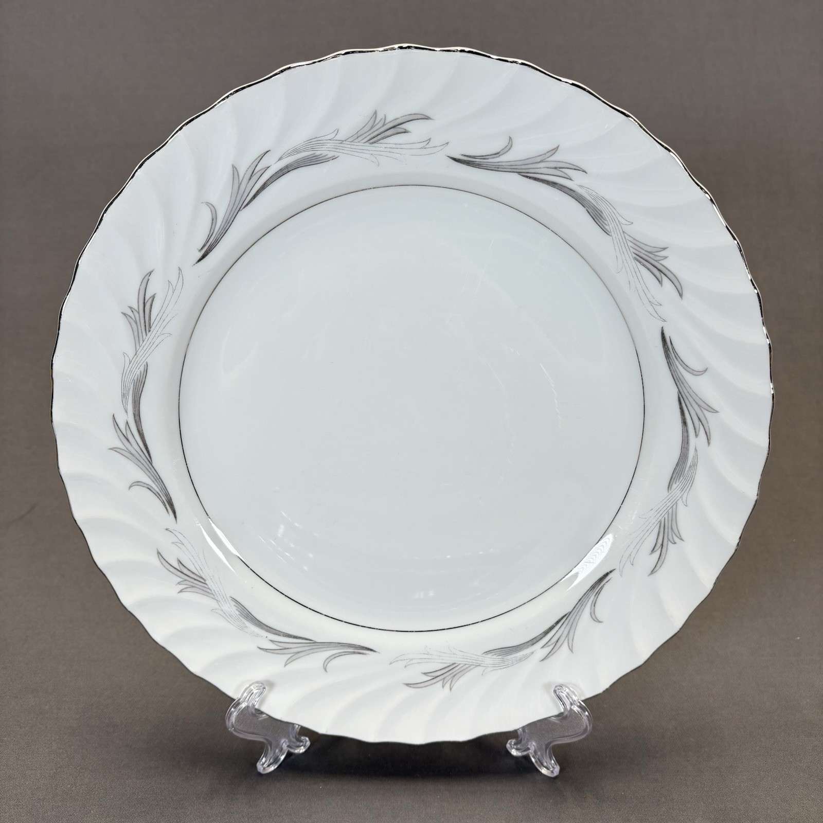 Harmony House China Platinum Scroll Dinner Plates 10 1/2″ Set of 4 White 3643