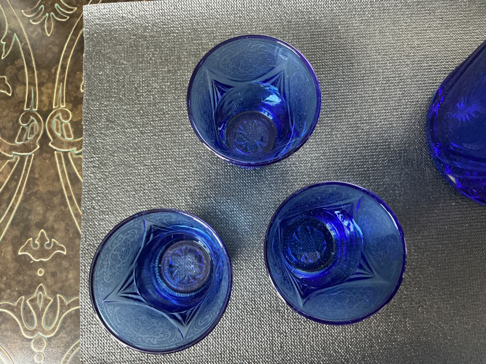 Rare vintage Hazel-Atlas Royal Lace cobalt blue pitcher 68 oz and glasses