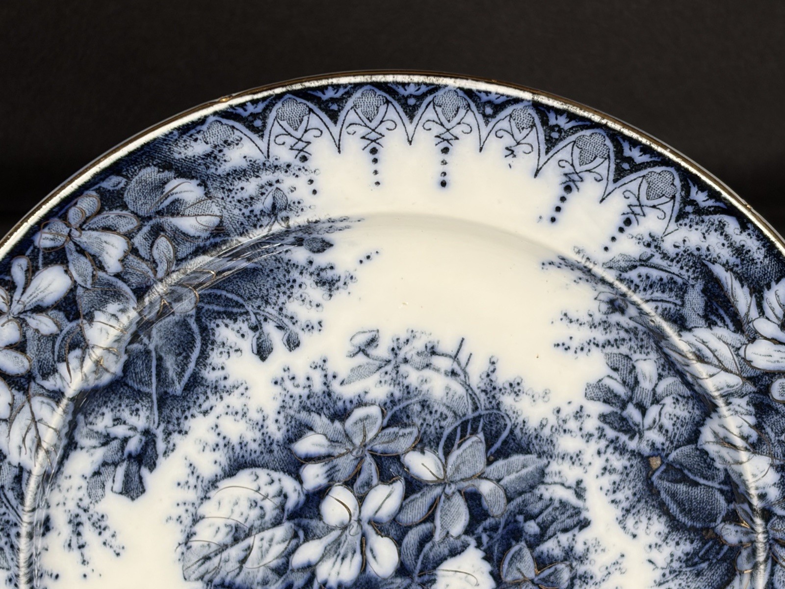 2 Antique Rare K G Keller Guerin Luneville France VILOETTE Flow Blue 7” Plates