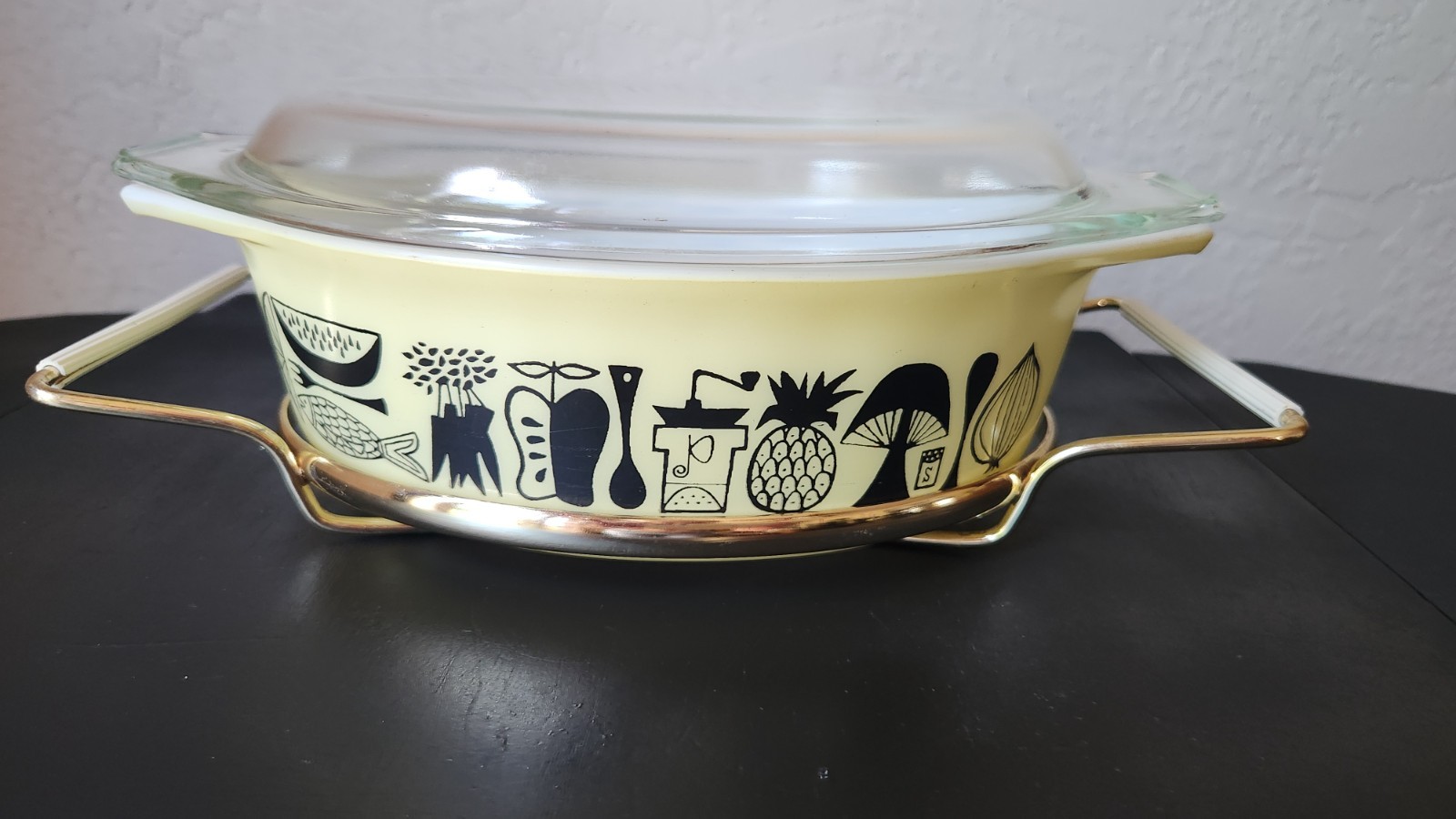 PYREX Mod Kitchen Oval Casserole Dish – 1.5 Qt – Promo, 1958