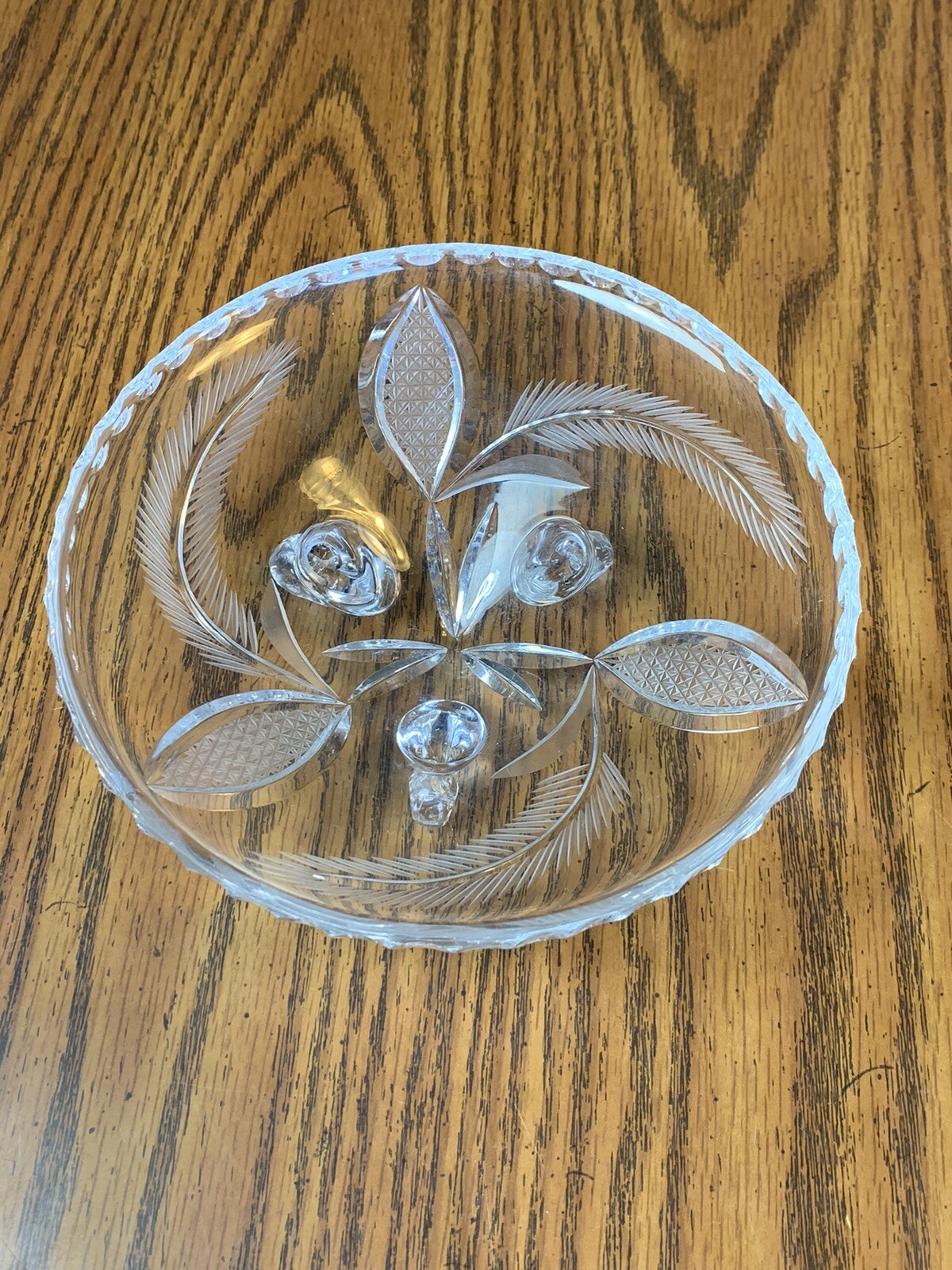 Stunning Cut Glass Crystal Footed Dish Bowl Wheat-Leaf Pattern 7”w Elegant