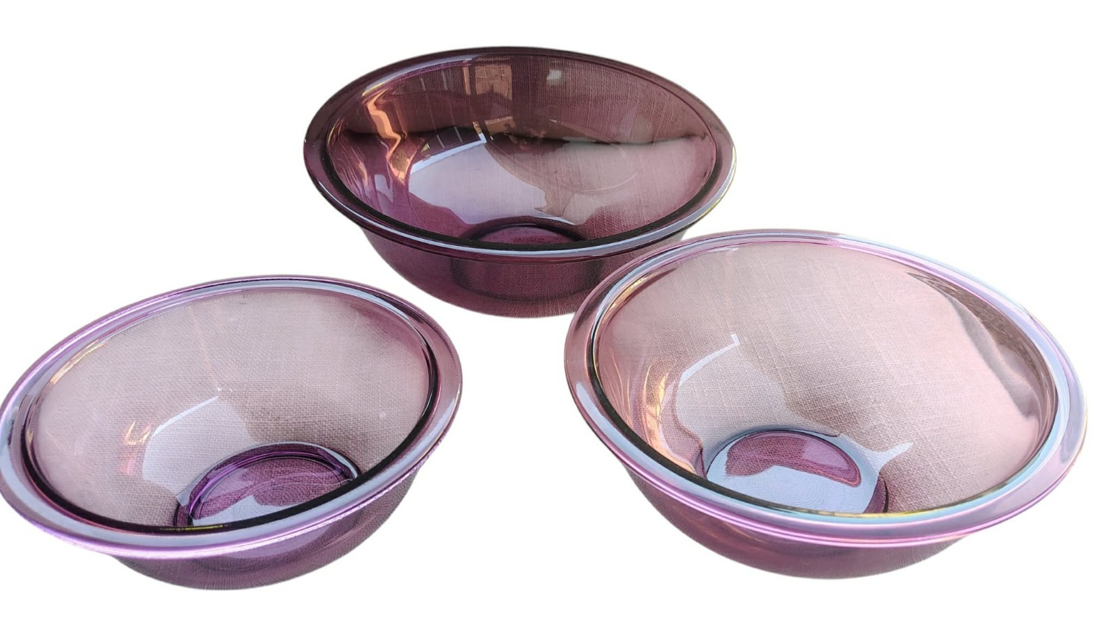 VTG Pyrex Amethyst Purple Nesting Mixing Bowls (Set of 3) #s 322, 323, 325