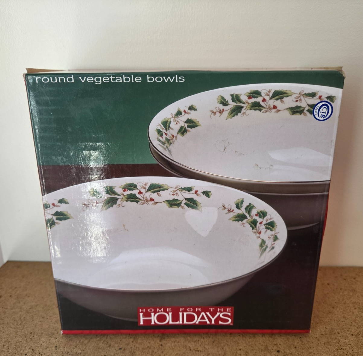 Holly Holiday Home for the Holidays Set 3 Round Vegetable Bowls 8-3/4” x 2-5/8”