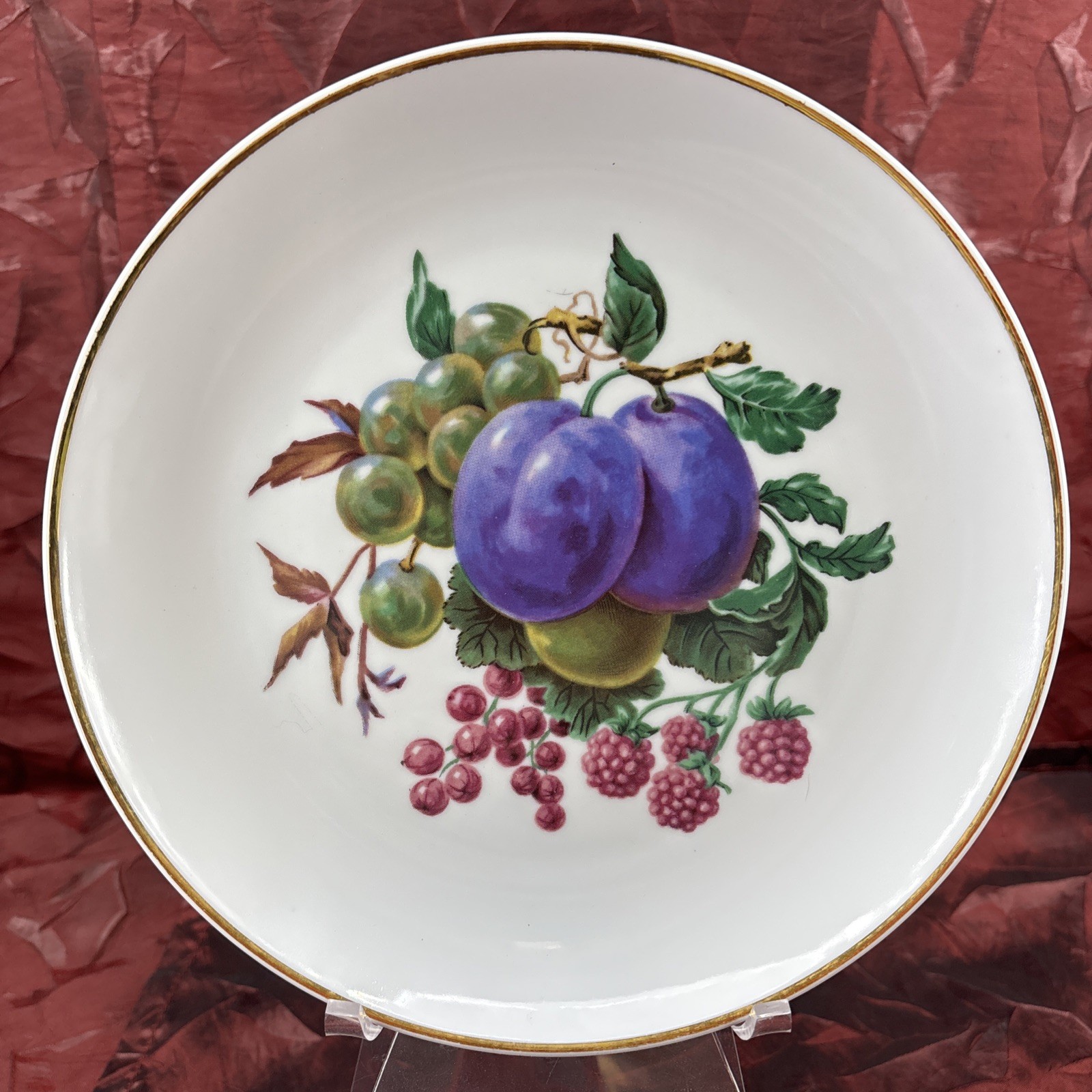 Vintage Naaman Israel Fine Porcelain Fruit Design Plates Set of 5 Gold Trim EUC