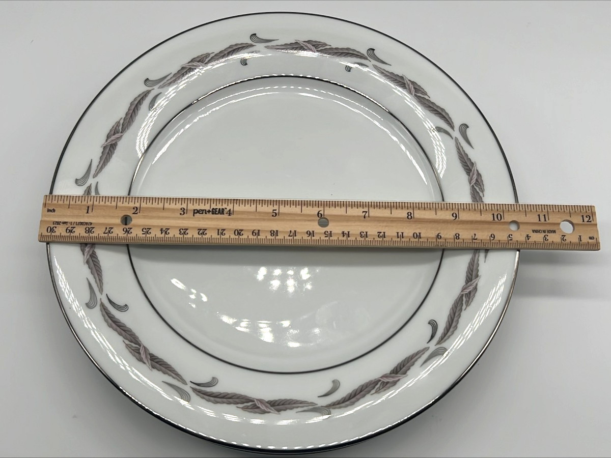 Vtg Set of 4 Noritake Gaylord 5526 Dinner Plates 10.5” Japan Silver Trim