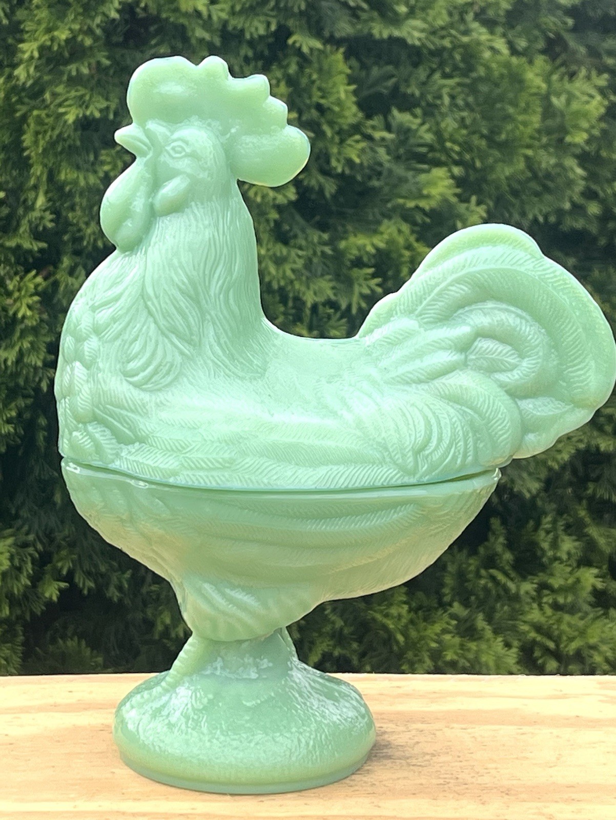Jadeite GLASS Rooster Covered Dish on Pedestal – No damage – 8 1/2 Inches Tall