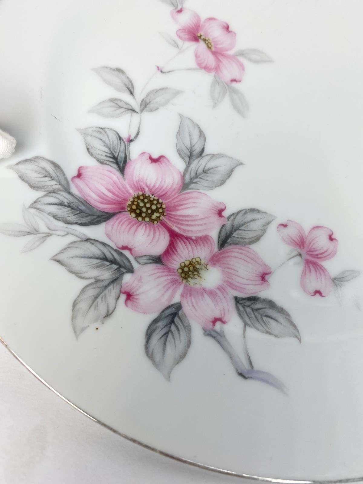 Harmony House “Dogwood” by Seyei Bone China Plates. Japan. Vtg.