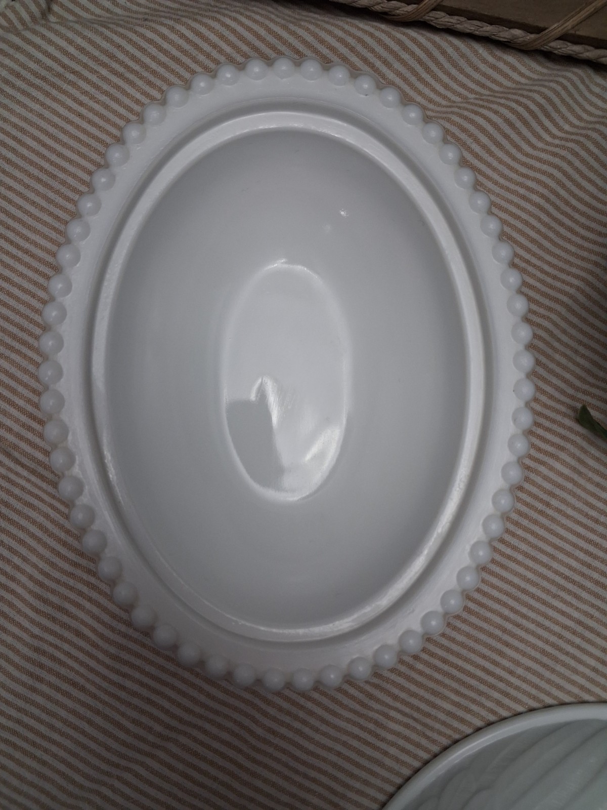 Vintage Indiana White Milk Glass Chicken Hen On Nest Covered Bowl Candy Dish 7″