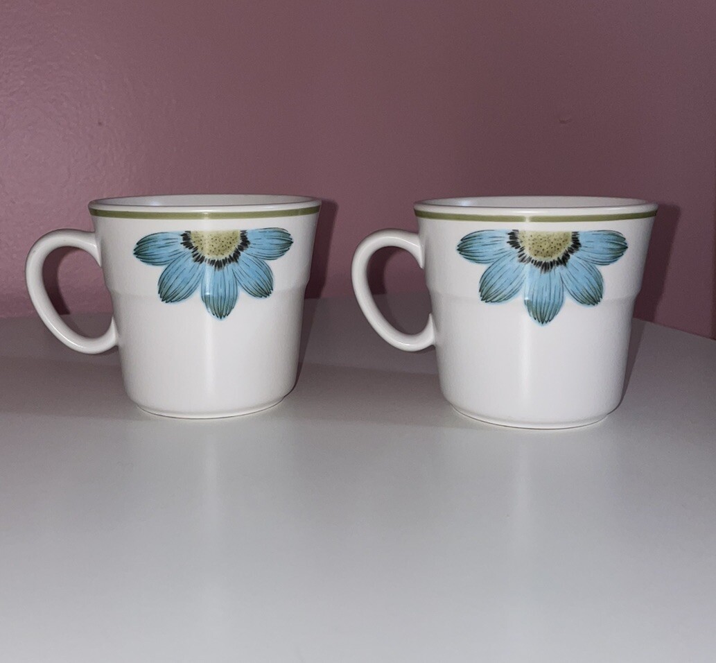 Noritake Up-Sa Daisy 2 Coffee Cups Mugs