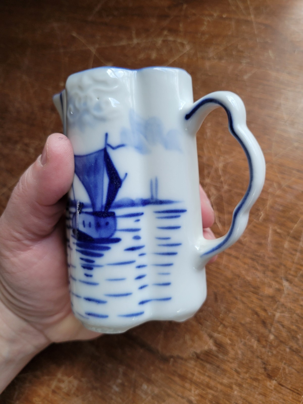 VTG 4-1/4″ Delft Style Blue & White Eggshell Porcelain Lobed Creamer Pitcher