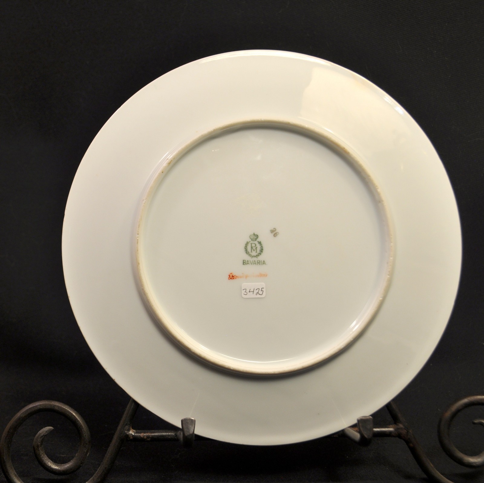 PM Moschendorf Bavaria Plate 8 3/4″ Roses w/Gold w/Black Scrollwork 1895-1910