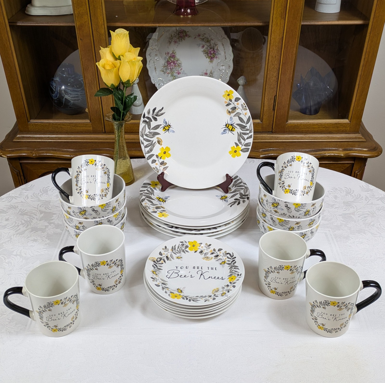 24 ROYAL NORFOLK BUMBLEBEE & FLOWERS Service for 6, Dinner Salad Plate Bowl Mugs