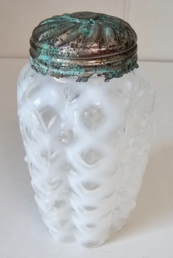 EAPG Victorian Glass Salt Pepper Shaker Opalescent White Ribbed Lattice