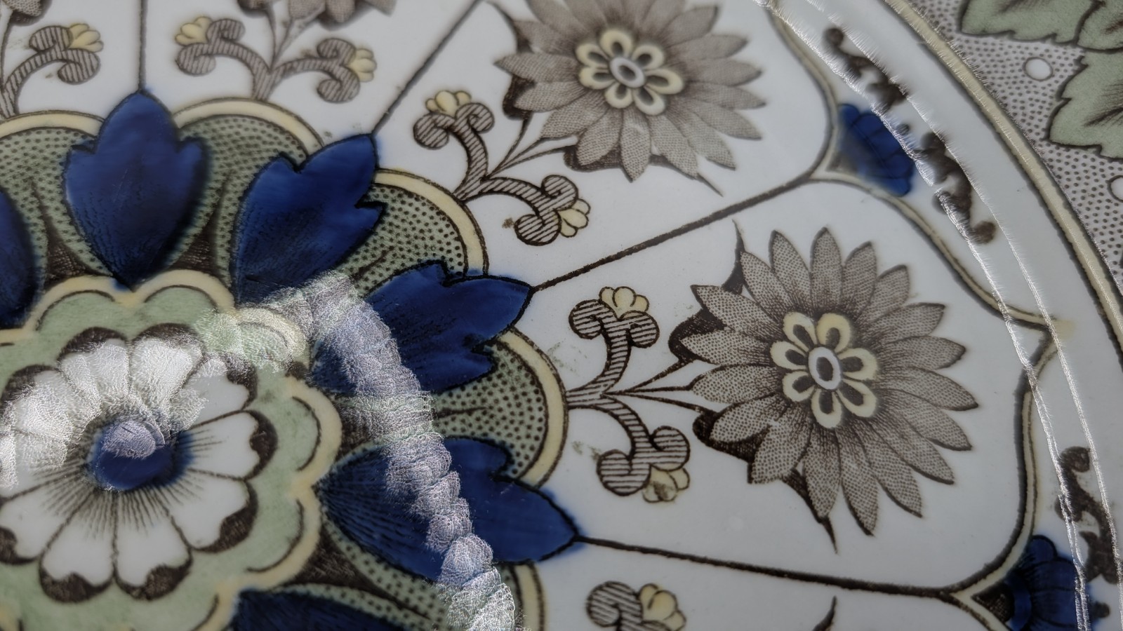 Antique Royal Doulton CYPRUS Multicolored Floral Leaves Dinner Plate
