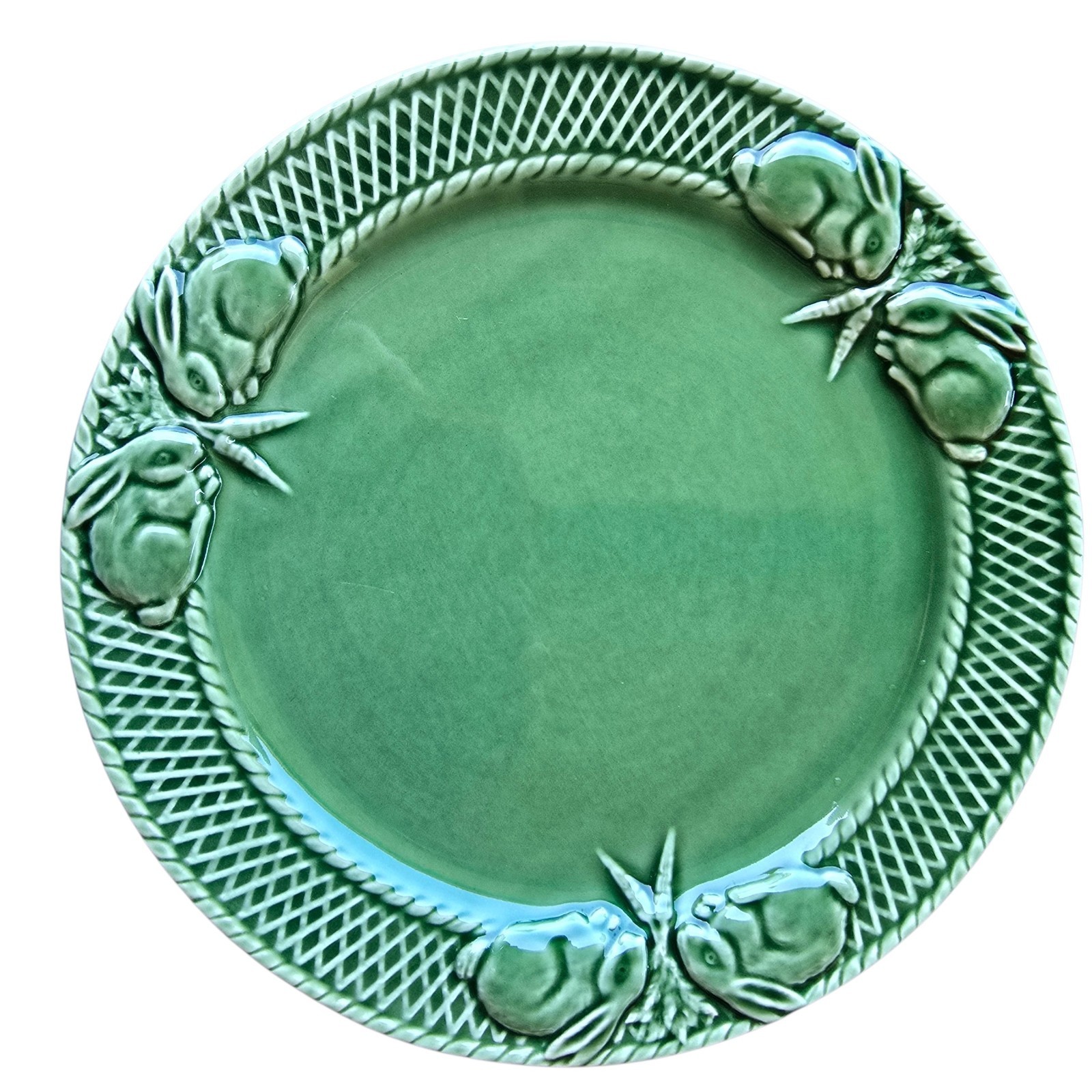 Bordallo Pinheiro Majolica Green Bunny Rabbit Set Of 2 Dinner Plates 10.25″