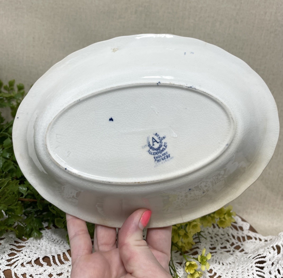 Allertons Chinese Blue Oval Serving Vegetable Bowl Pagodas 9 In OLD Back Stamp
