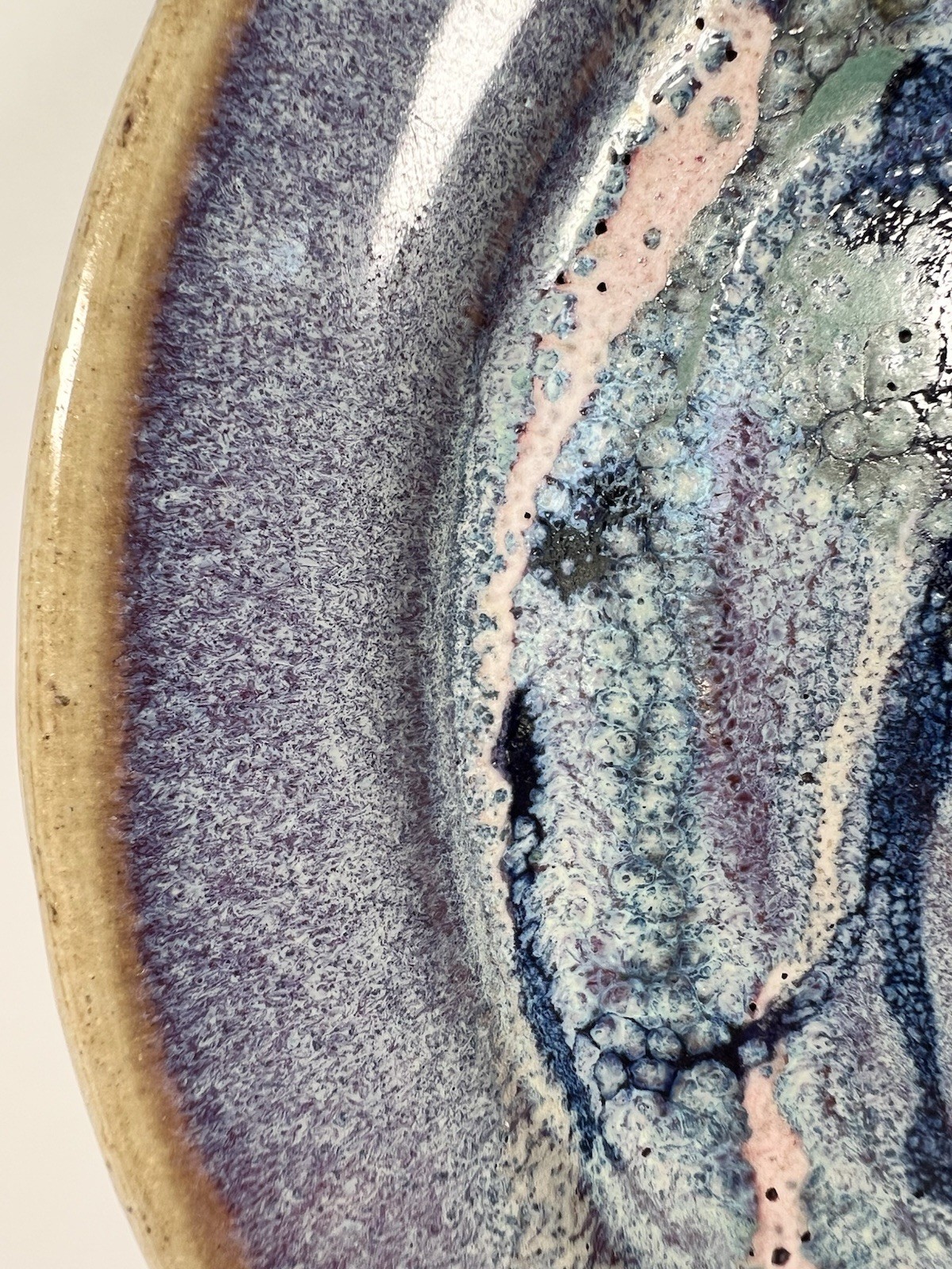 Bruce Larrabee Studio Pottery 9” Abstract Drip Glaze Signed UT Art Signed Plate