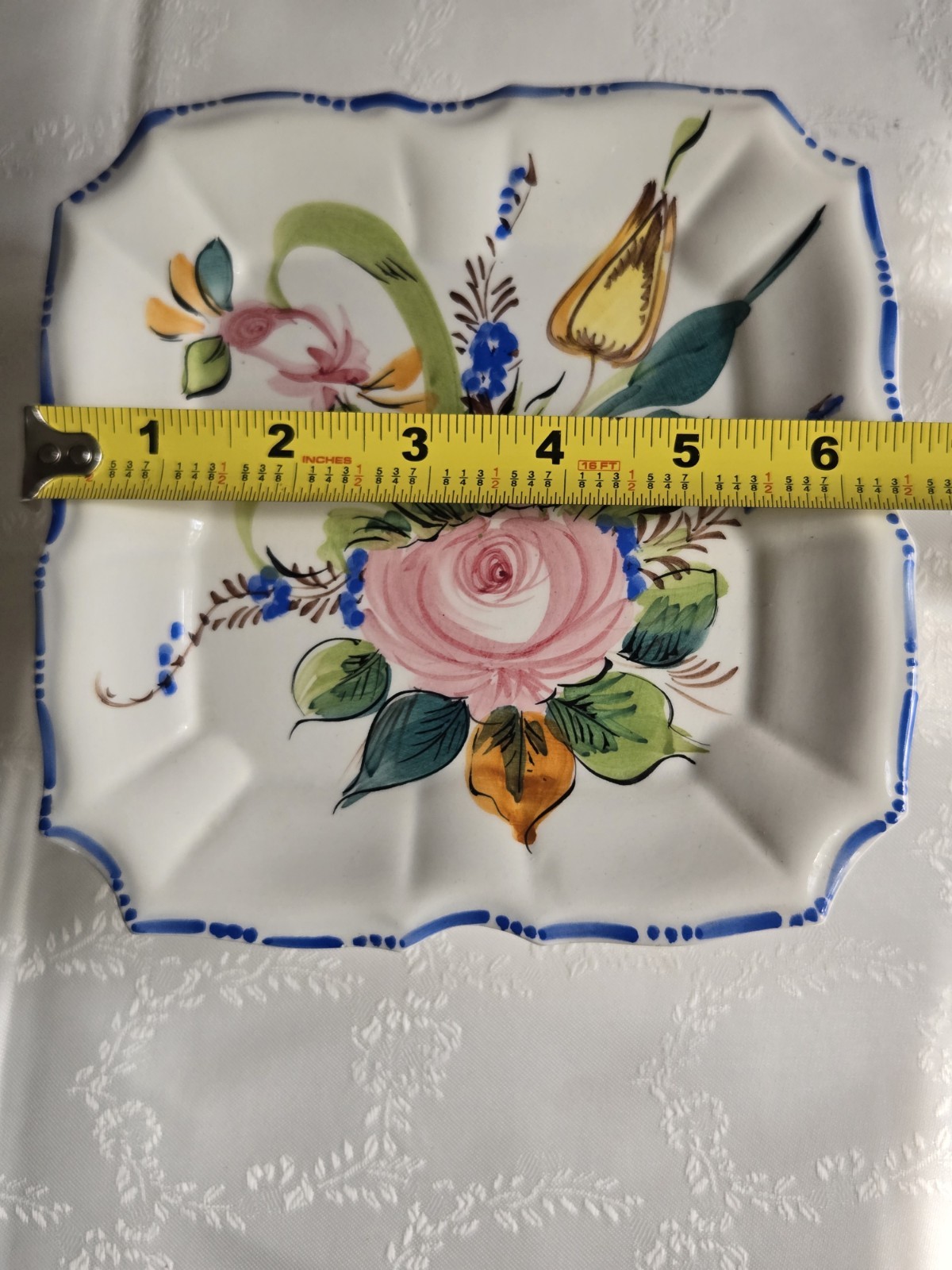 Vintage A. Zen Nove Italy Hand Painted Majolica Pedestal Cake Stand / Compote