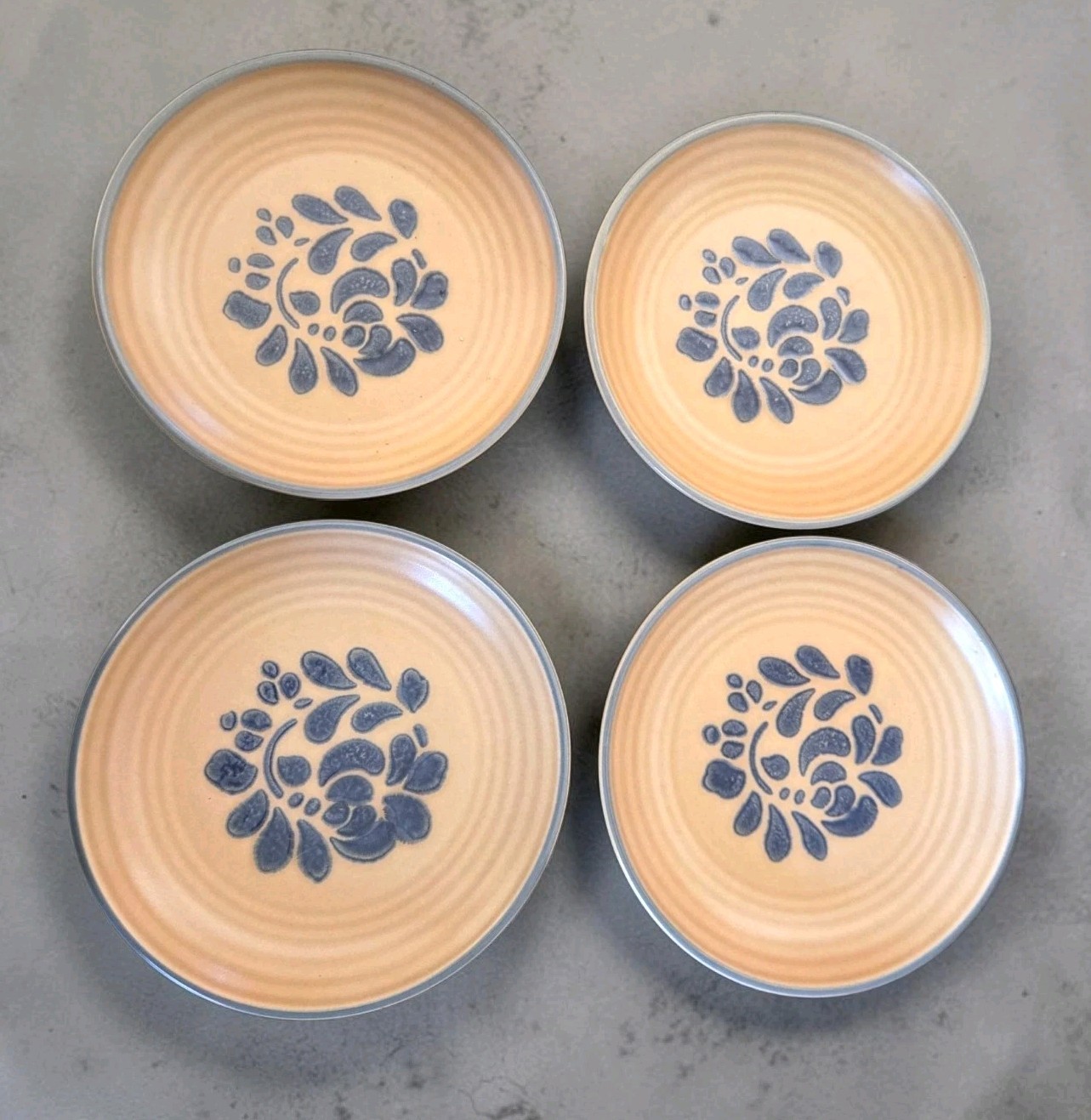 Set Of 4 Vintage Pfaltzgraff Folk Art 7″ Salad/Dessert Plates