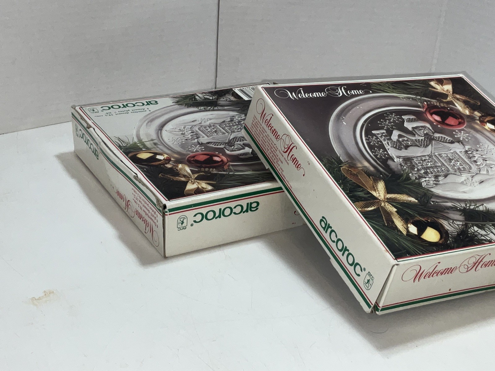 Arcoroc “Welcome Home” France Clear Glass 7 1/2″ Holiday Plates Set of 8 NICE!