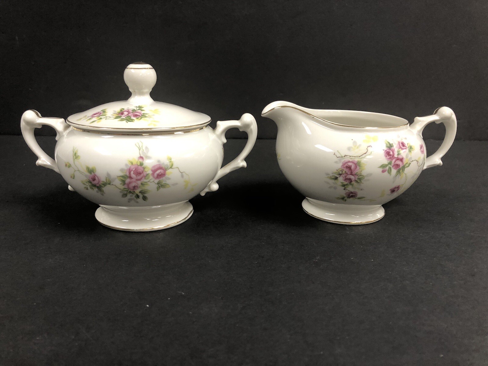 Pink White Rose CREAMER & SUGAR BOWL China SET Made in Occupied JAPAN 40’s Gold