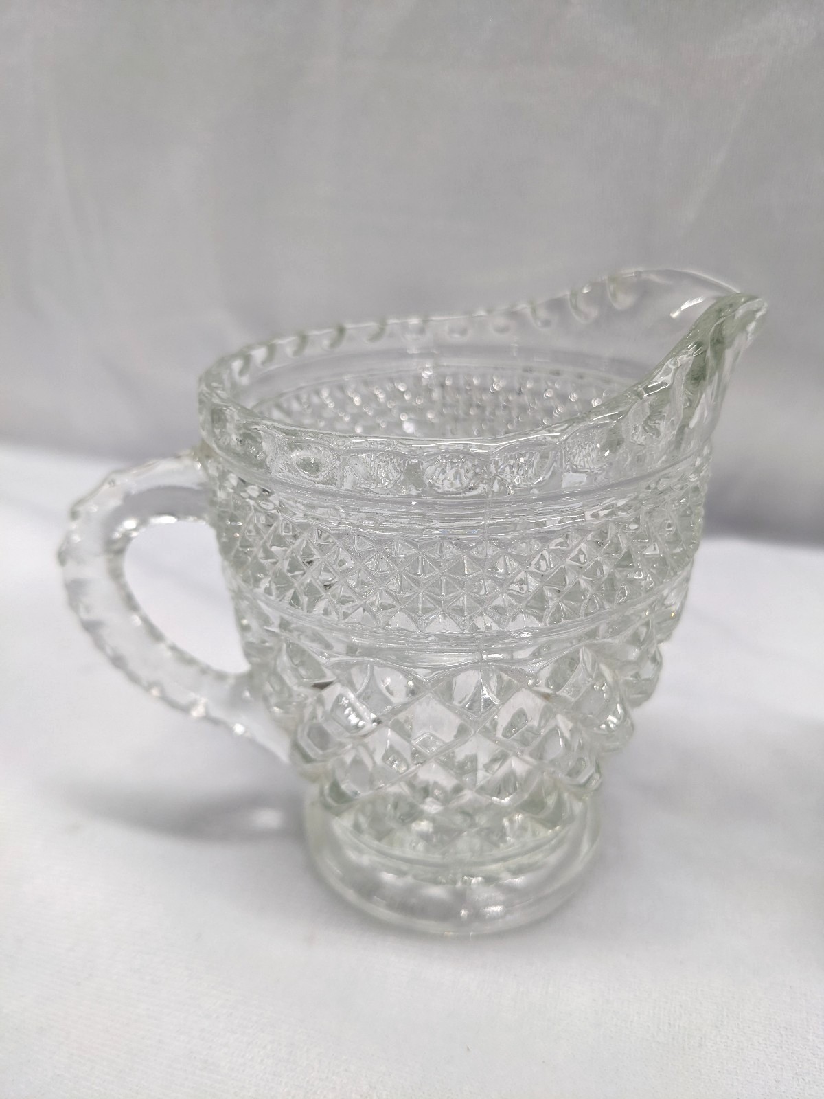Vtg Anchor Hocking Wexford Pressed Glass Creamers Lot Of 2 Diamond Cut Pattern