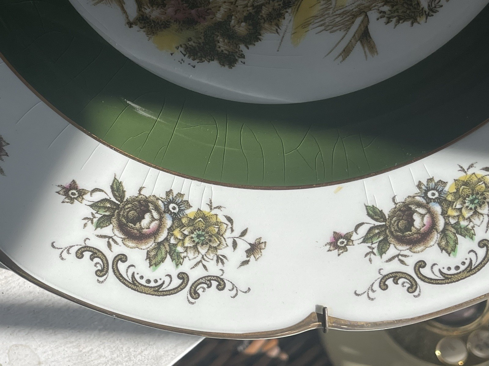 Vintage Ascot Wood & Sons English Village Wall Plates Green Rim Set of 2
