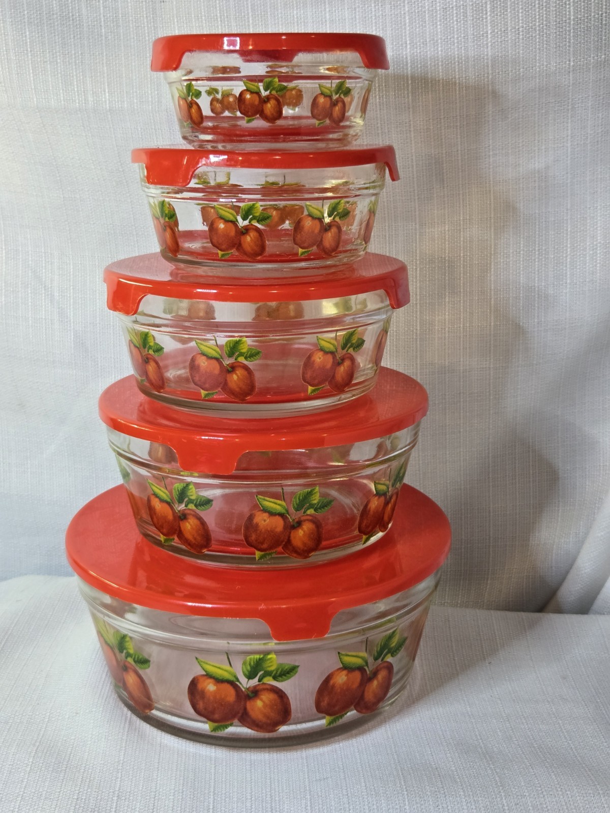 Vintage 1950s Apple Nesting Bowls SET OF 5 With Plastic Lids