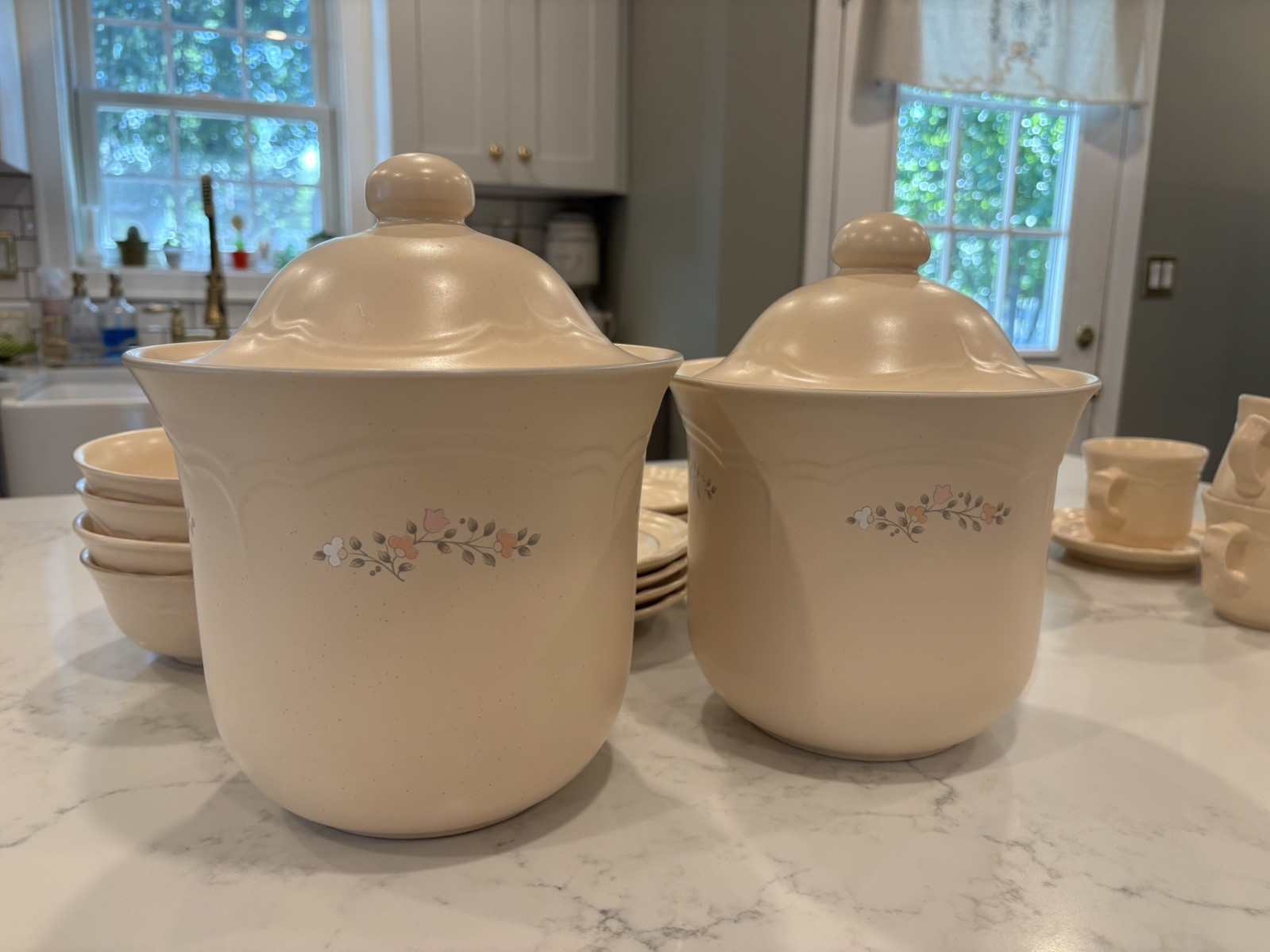Pfaltzgraff Remembrance VINTAGE FLORAL DINNERWARE LOT CREAM IVORY PEACH PINK USA