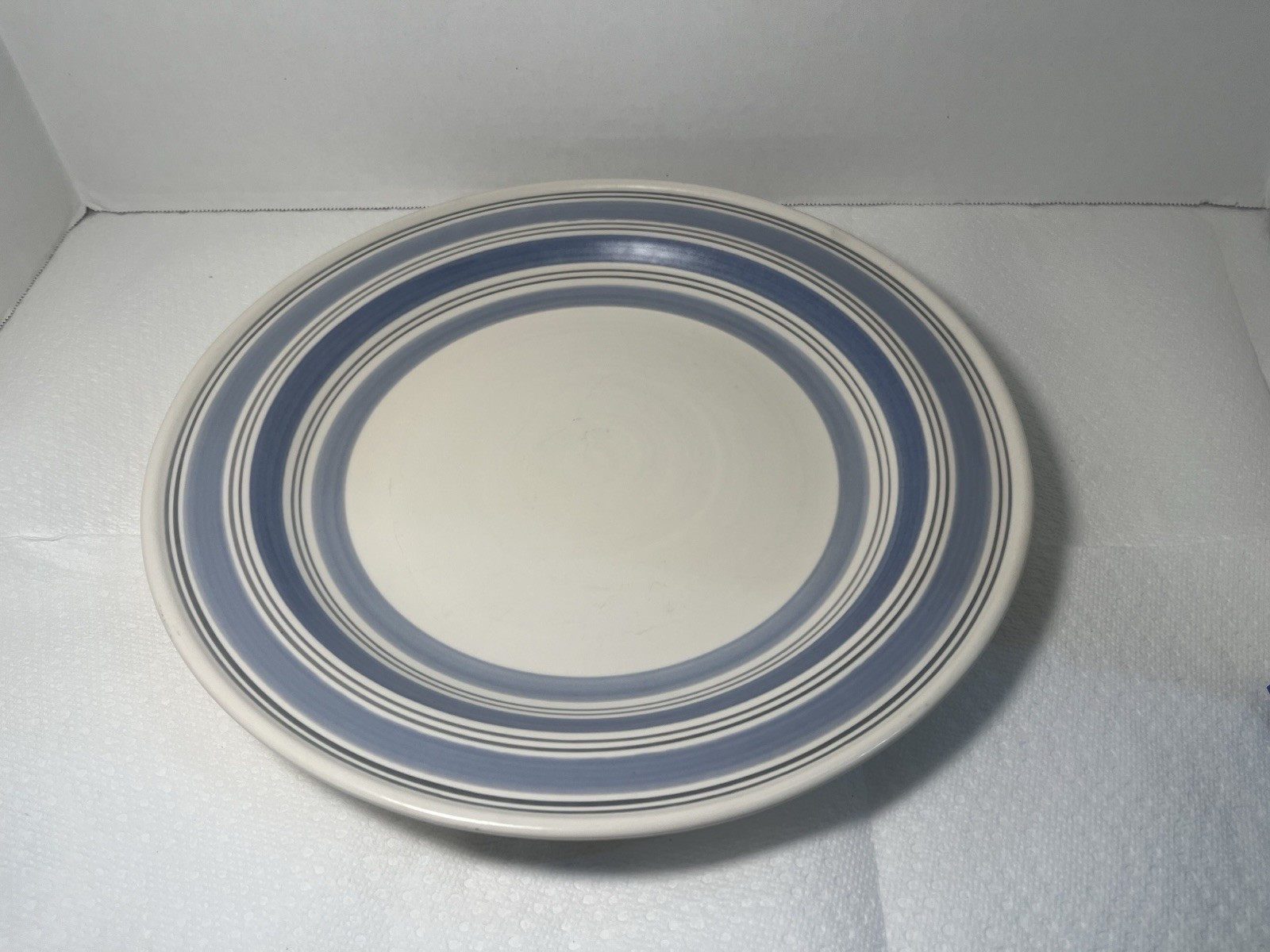 Pfaltzgraff Rio – Blue & White – 13″ Round Striped Serving Platter 3906