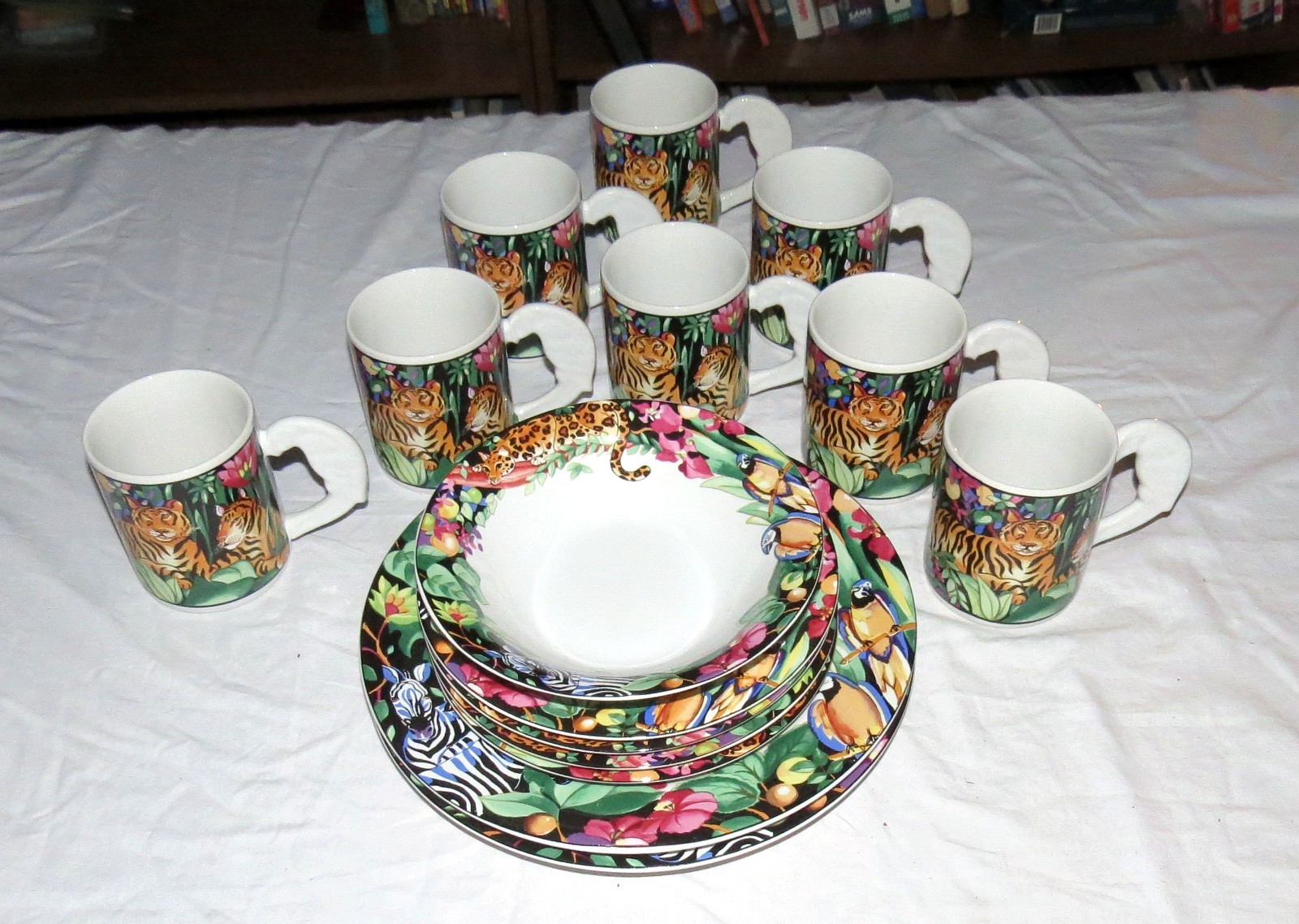 Vitromaster Rain Forest pattern by Sue Zipkin FIFTEEN pieces Plates, Bowl, Mugs