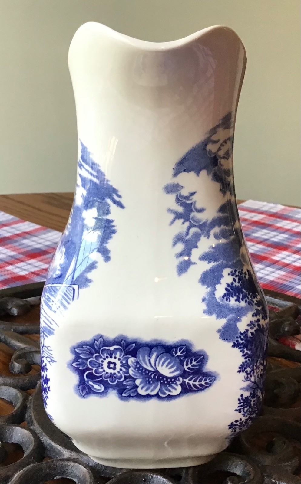 VINTAGE STAFFORDSHIRE LIBERTY BLUE “OLD NORTH CHURCH” PITCHER, 7 7/8’