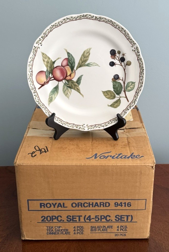 NEW Noritake Royal Orchard 20 PIECE SET 4 X 5 Piece Place Settings NEW IN BOX