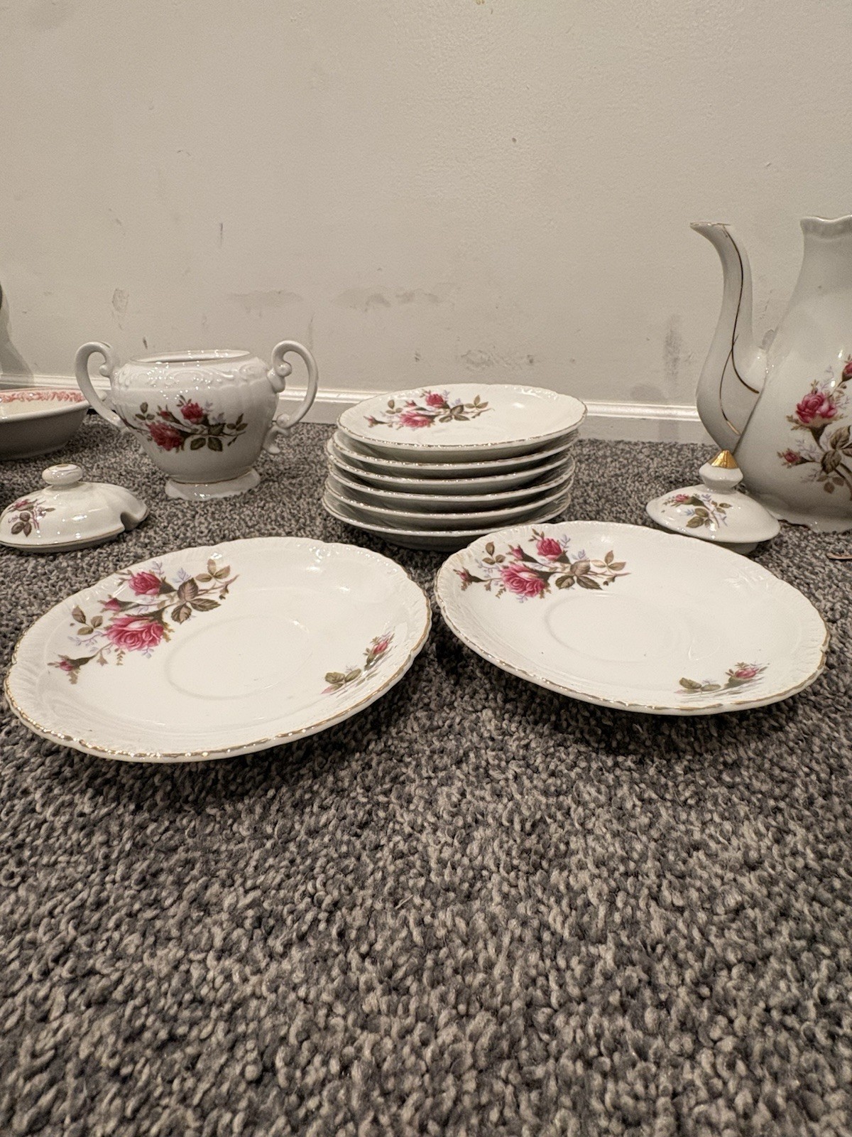 Unmarked Porcelain Floral Dinner Set White/Pink/Green w/ Gold Trim Teapot