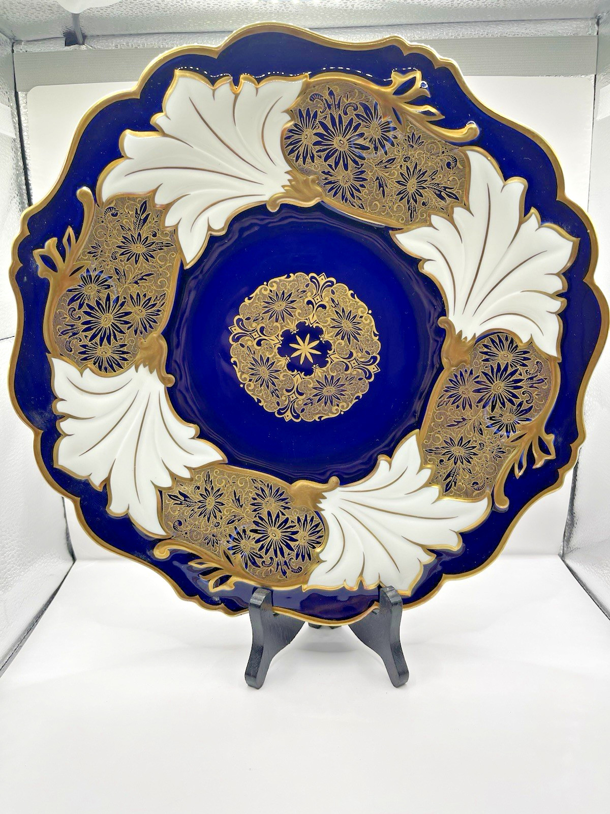 VINTAGE WEIMAR KOBALT GERMANY PLATTER JUTTA 12.5” MINT Condition!!