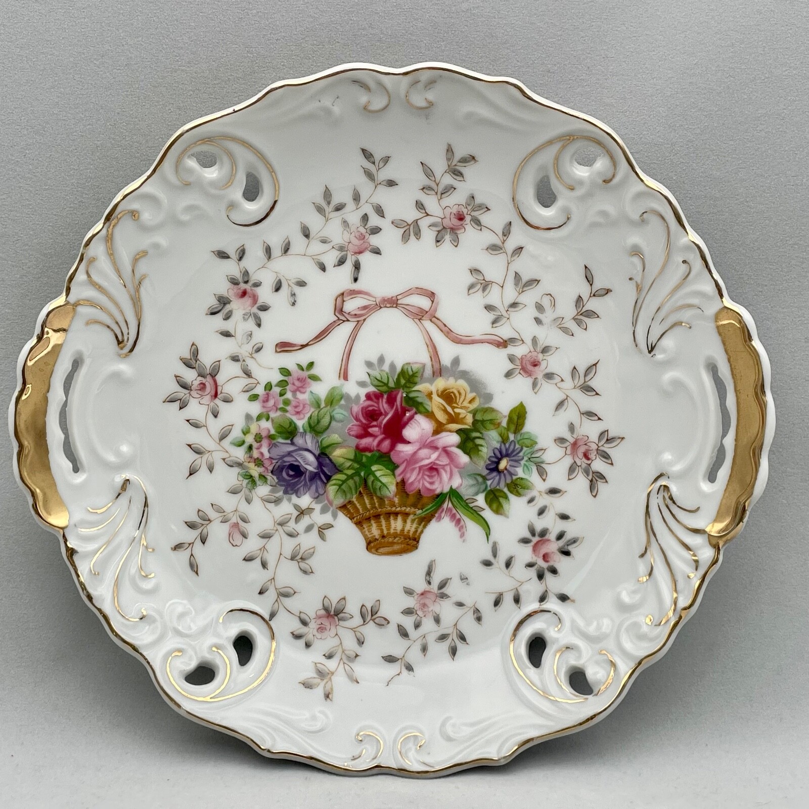Lipper+Mann L&M Bristol Garden Pattern Decorative Plate Porcelain Gilded 8.5″