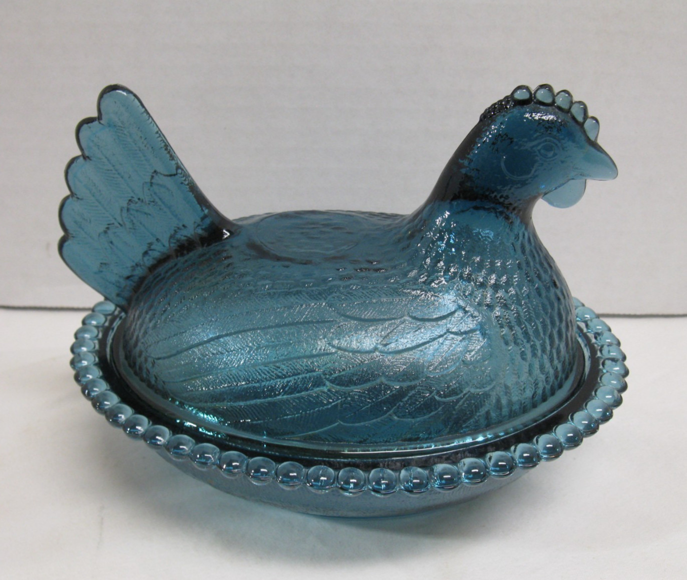 Indiana Glass Confederate Bicentennial Blue Hen on Nest with Beaded Nest READ