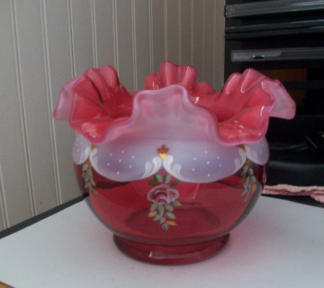 Vintage FENTON 6″ cranberry opalescent Charleton hand pnt’d roses ruffled bowl