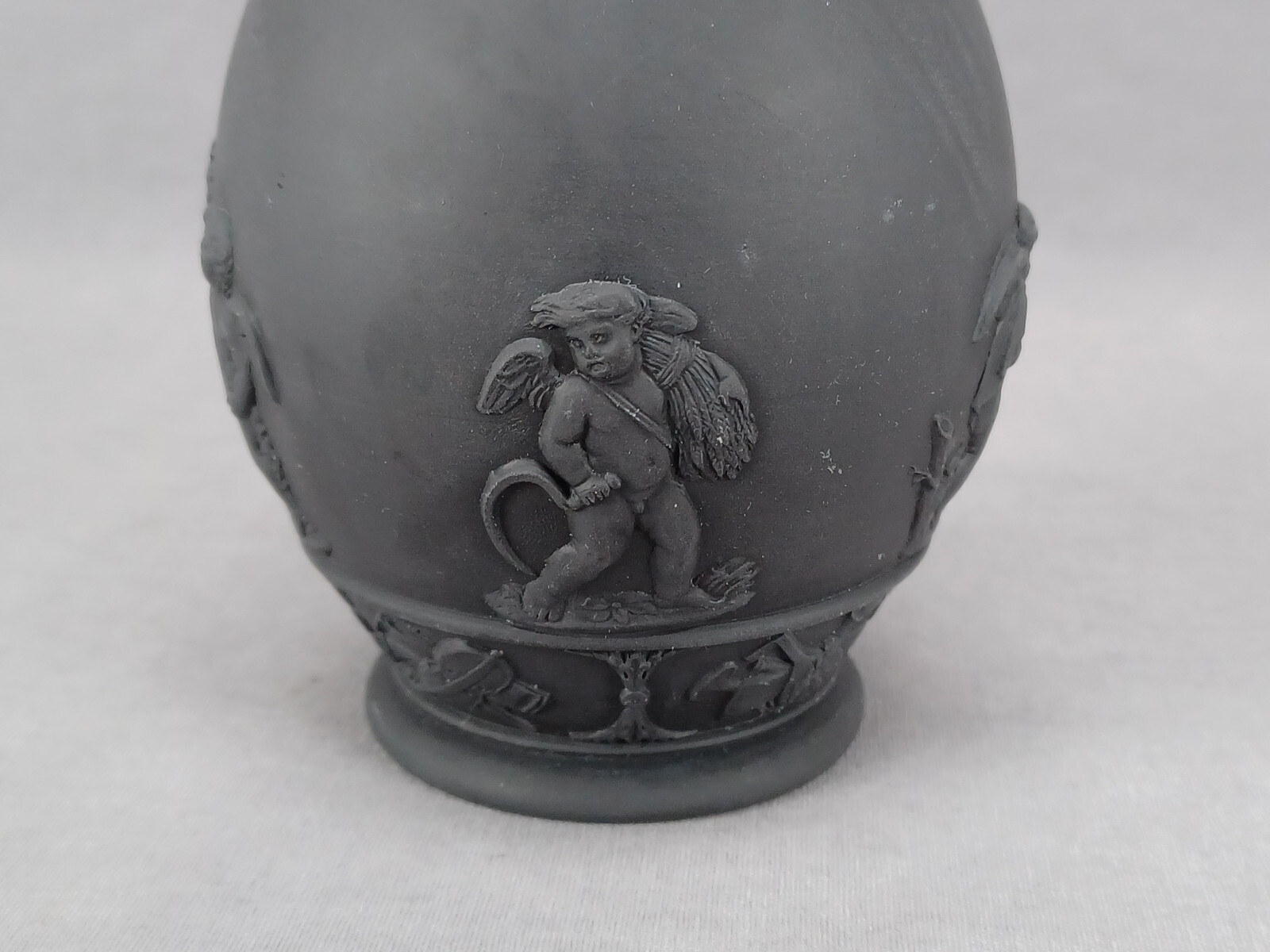 Wedgwood Neoclassical Cherubs Satyr Head Handle Black Basalt 5 7/8 Inch Jug
