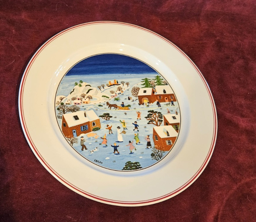 Villeroy & Boch Luxembourg Naif Christmas Dinner Plate(s) 10-1/2″