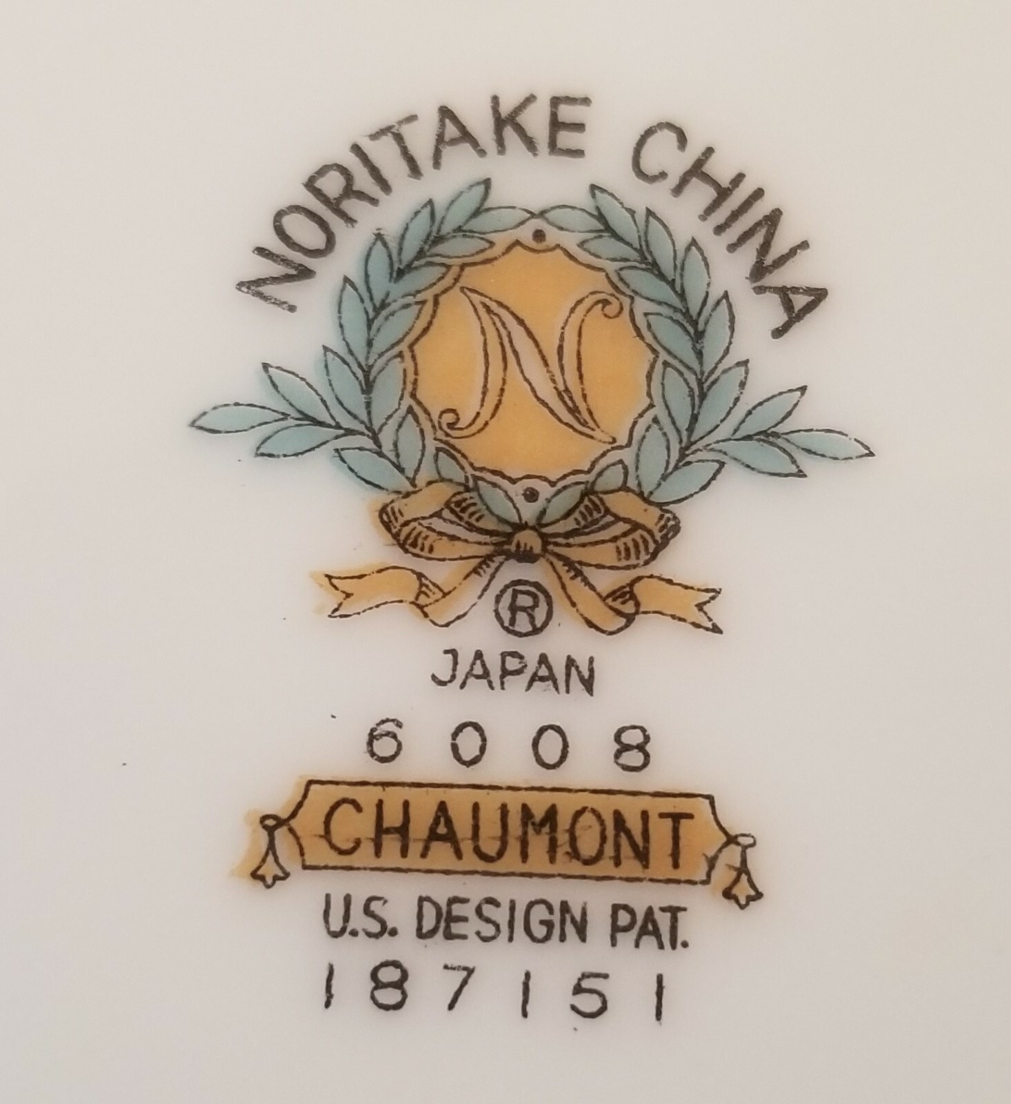 NORITAKE “CHAUMONT” DINNER PLATES , 10 1/2 Inches Diameter SIX Vintage Plates