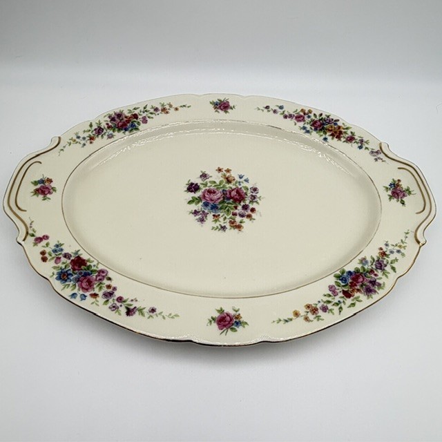 Victoria China Czechoslovakia Oval Serving Platters VIT205 Vintage Set Of 2
