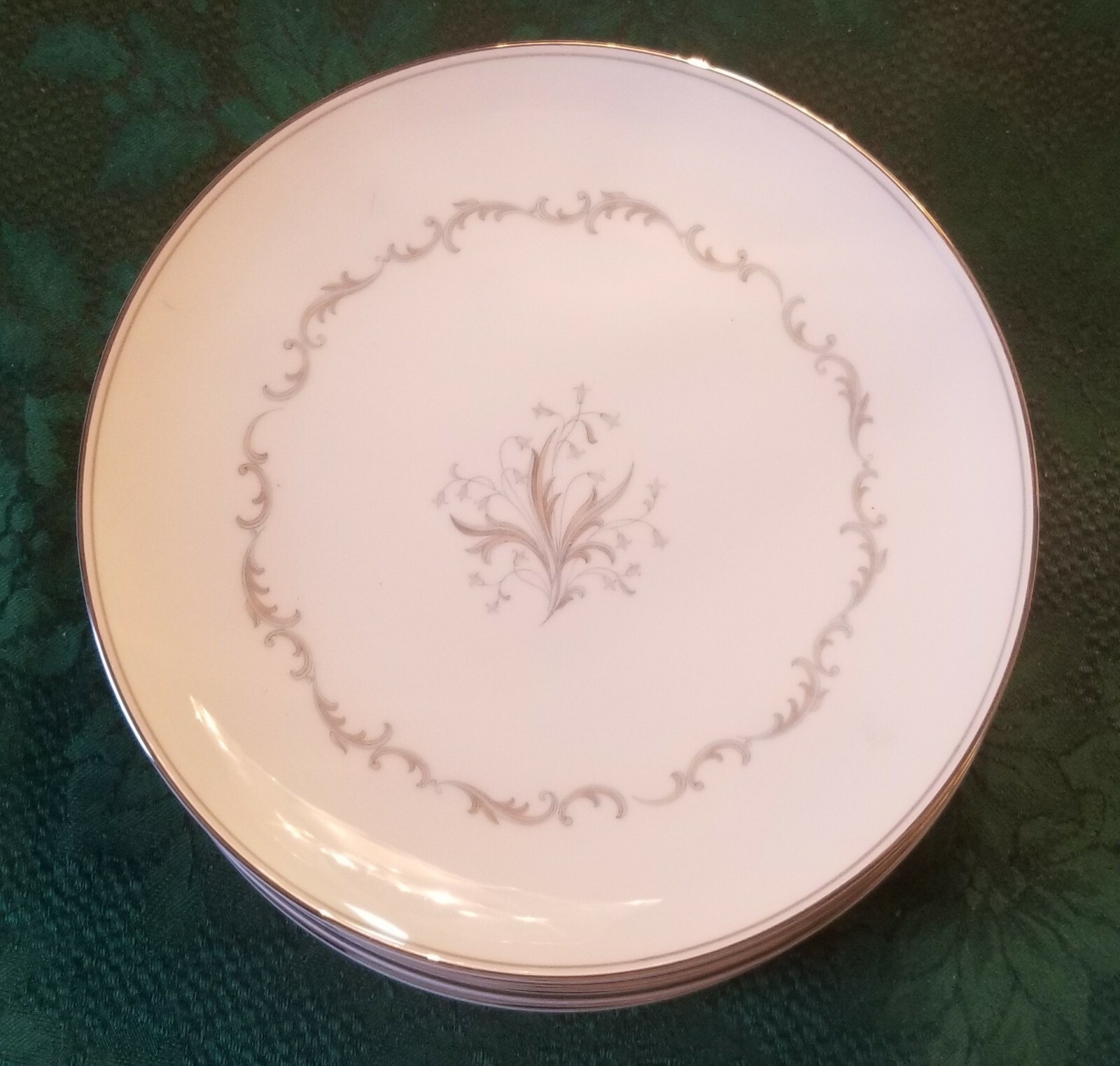 NORITAKE “CHAUMONT” DINNER PLATES , 10 1/2 Inches Diameter SIX Vintage Plates
