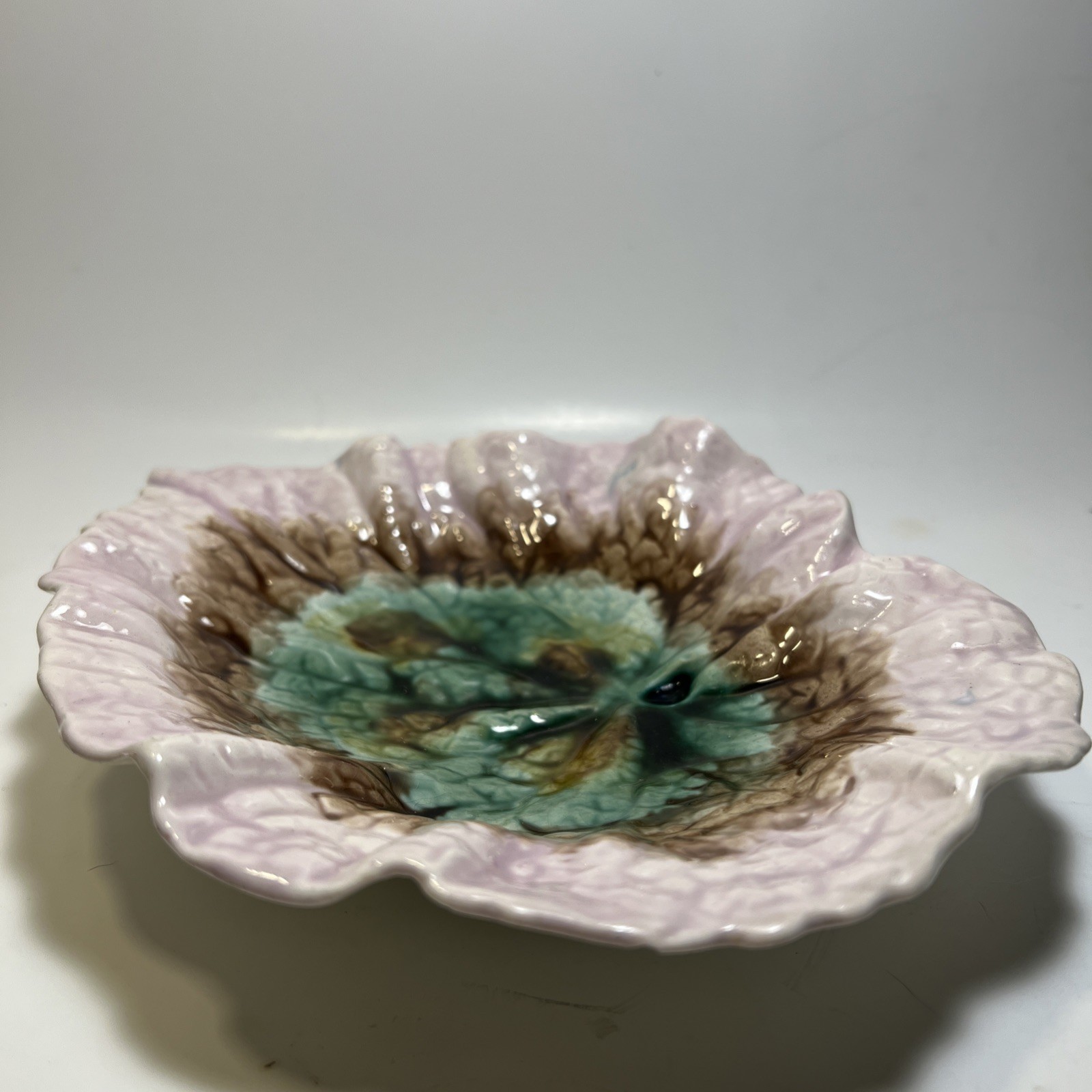 Antique 1880 Majolica Pottery Etruscan Begonia Leaf Dish Griffin Smith Hill Pink