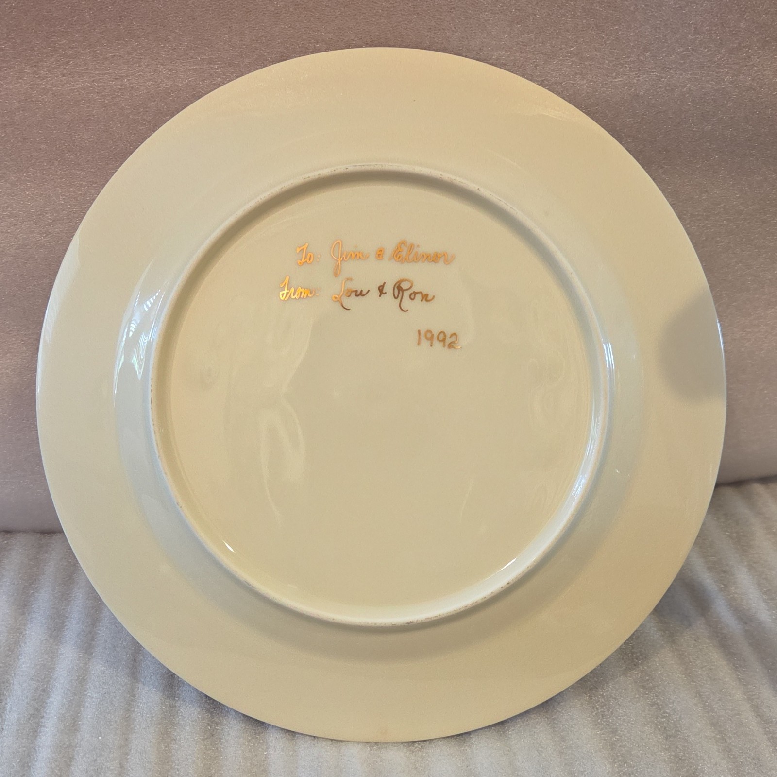 Christmas Tree & Snowflake Gold Rim Ceramic Decorative Plate 9″ Round 1992