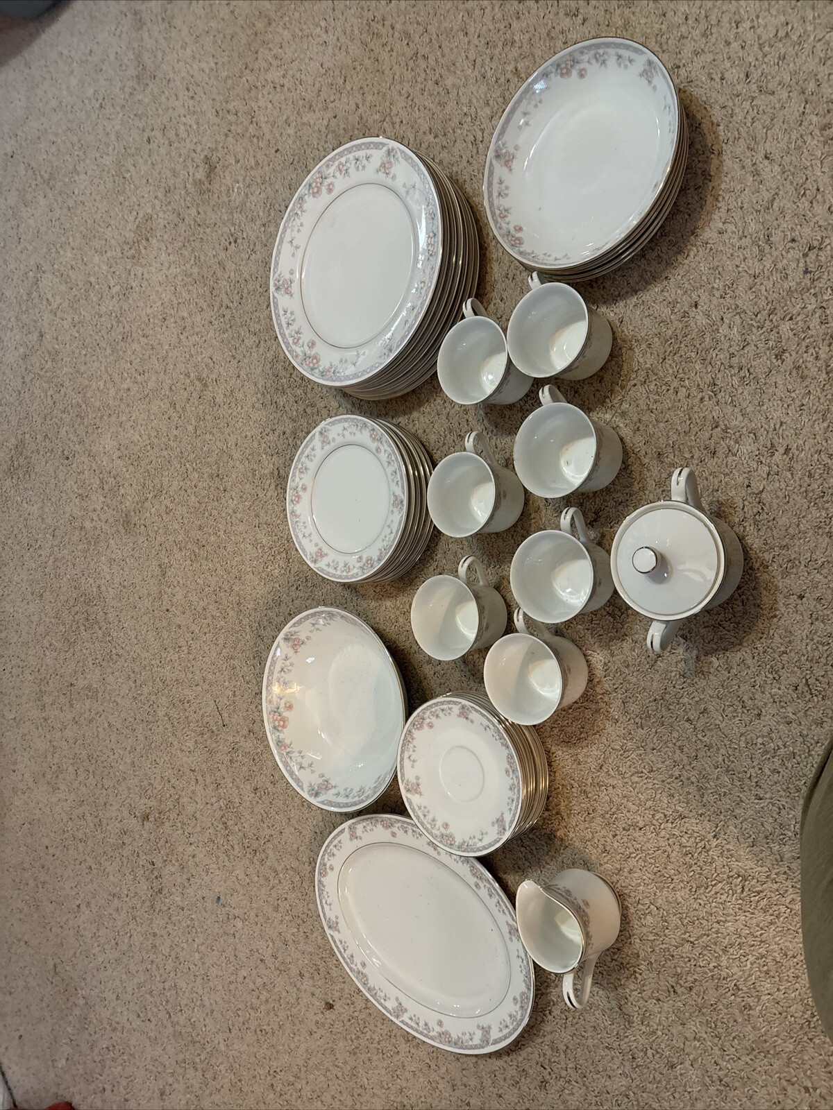 Epoch Elegant Dining HAMPTON Set