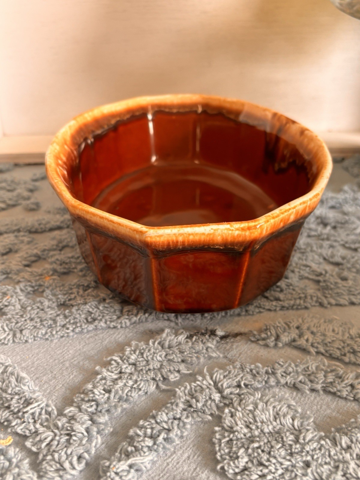 BROWN DRIP GLAZE DIVIDED SERVING BOWL DISH OVEN PROOF USA VINTAGE HULL POTTERY